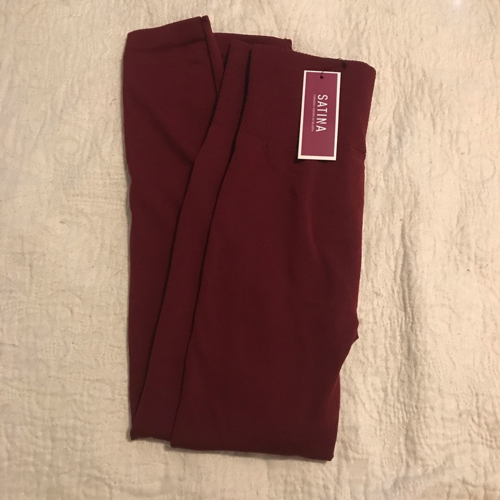 NWT fleece line leggings